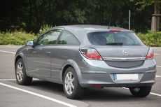 Opel Astra GTC_4.JPG